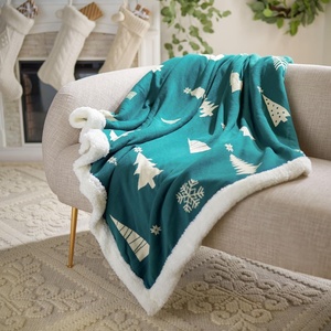 image:imageSAFAVIEH Home Collection Cedar Red Sherpa 50 x 60inch Holiday Decorative Throw BlanketGreen