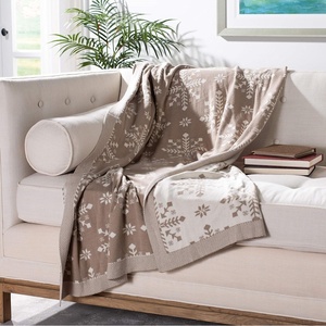 image:imageSAFAVIEH Home Rustic Snowflake Stone and Natural Throw Blanket 50 x 60